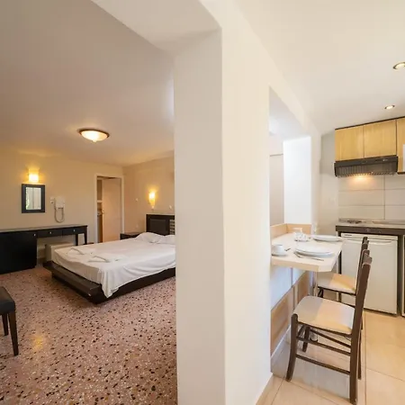 Apart Otel Lorenzo House 2*