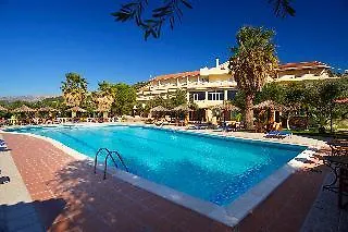 Lorenzo House 3* ラッシ