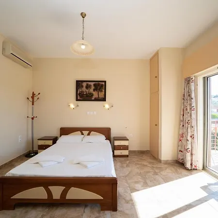 Lorenzo House Aparthotel Lassi (Kefalonia)