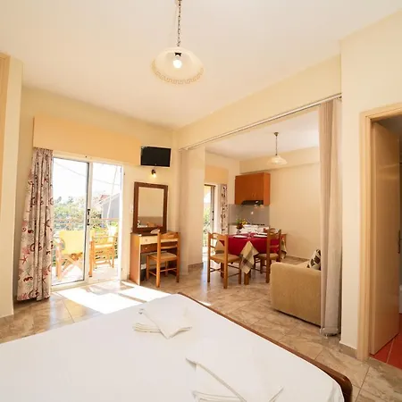 Aparthotel Lorenzo House 2*