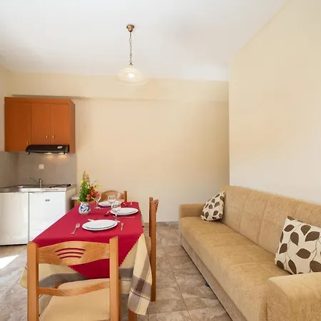 Lorenzo House Aparthotel 2*