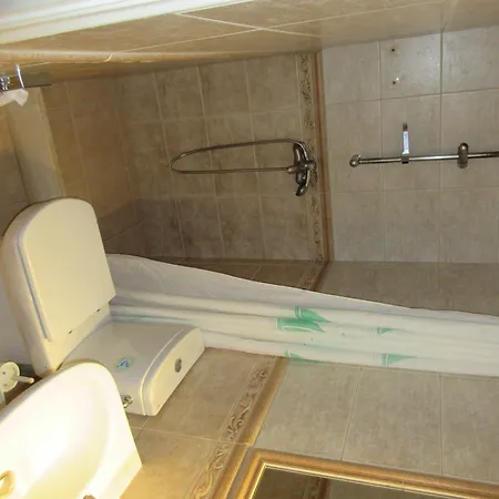 Lorenzo House ラッシ