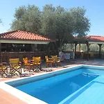Lorenzo House لاسي