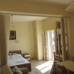 Lorenzo House