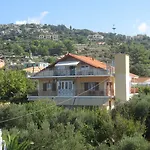 شقة فندقية Lorenzo House 3*