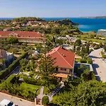 Lorenzo House شقة فندقية
