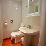 Lorenzo House شقة فندقية