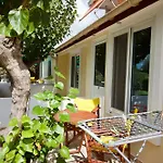 Lorenzo House Lejlighedshotel 3*
