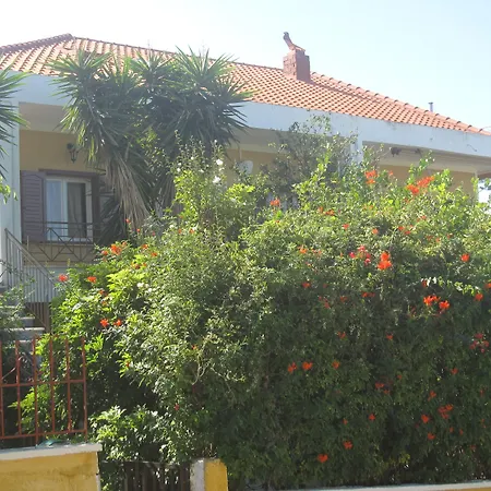 Lorenzo House 3* Lászi
