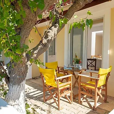 Lorenzo House Appart hôtel 3*