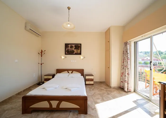 Lorenzo House Апарт-отель Ласси