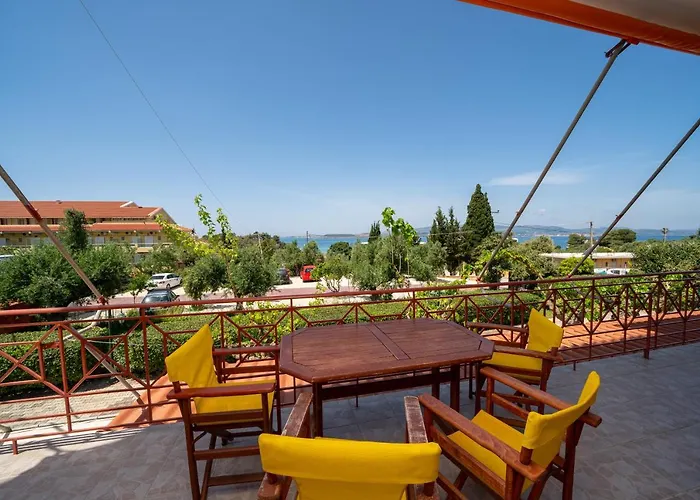 Апарт-отель Lorenzo House Ласси