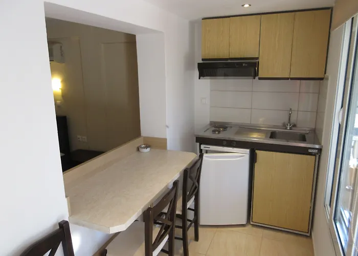 Lorenzo House 3* Ласси