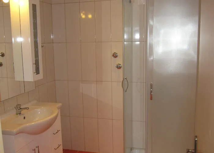 Lorenzo House Апарт-отель