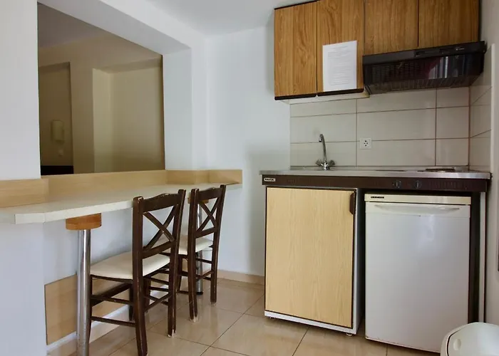 Lorenzo House 3* Ласси